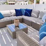 Deluxe Ocean View Penthouse - Pool & Free Parking