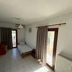 Zac & Georgio Studios 
