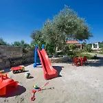 Villa Litsarda