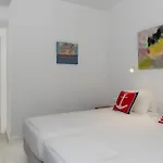 Stratos By Mroom Apartments