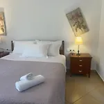 Sandra'S Country House