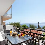 Ocean Apartment