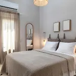Tzami Old Town Apartment