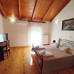 Traditional Stone House Rafael