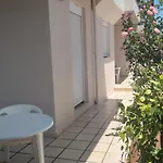 Jenny'S House