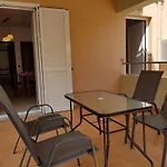 Ilia'S Apt In Chania