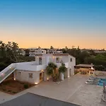 Miroy Sea View Villa