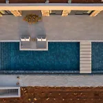 Astelia Villa