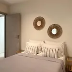 M P A Luxury Apartment