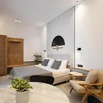 Nontas Suites