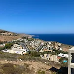 Beautiful Villa With Sea View - Sleeps 2-6 - Travel Cot Included