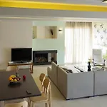 Zoe' S Place In Chania