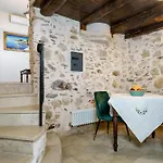 Villa Kamares, A 1912 Stonebuilt Unique Estate With Heated Pool!