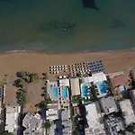 Esperides Beach Hotel Apartments
