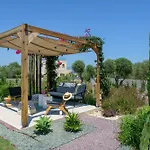Modern Family Villa Leba With Private Pool & Bbq