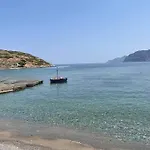 Mandoras Cozy Sea View Apartment