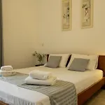 Theofilos Apartment