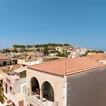 Moshoviti Residence