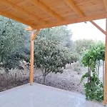 Apple'S House