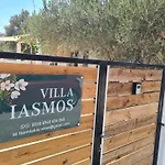 Villa Iasmos