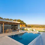 Aggel'S Infinity View Villa - Private Pool