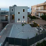Leon Luxury Home In Rethymno