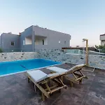 Elmara Luxury Villa 3 - Next To The Beach