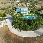 Kanakis Blue Beach Apartments