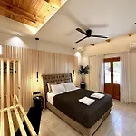 Golden Sand Beach Villa