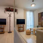 Modern City Apt In The Heart Of Heraklion