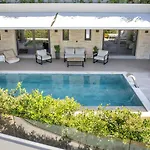 Seafront Villas I 