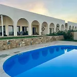 Selena Beach Front Loft - Villa With Private Pool & Garden