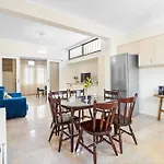 Dragonfly Apartment In Chania