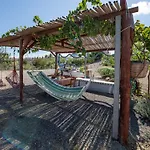 Socrate'S Apartment'S With Share Pool