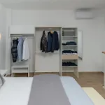 La Luna Suites