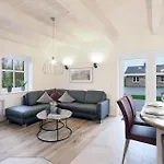 Awesome Home In Dagebuell With Wifi