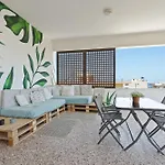 Sea City And Mountain View Apartment