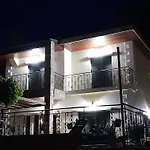 Jacuzzi Villa Nena - Chania Traditional Cottage