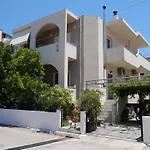 Rosy'S House With All Amenities Near Chania