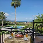 Socrates Holidays Apt. 1 With Pool Near The Beach