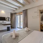Villa Lefkothea