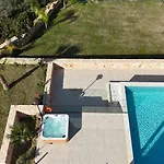 Villa Marcela - Ultra Luxury- Jacuzzi - Seaview