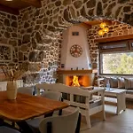 Cottage Arismari