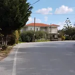 Hiltop House Kalyves