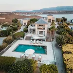 Villa Shell