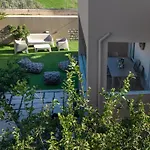 Foothills Tangerine Villa