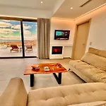 Anessis Villas And Suites