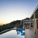 Villa Chelidoni