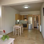 Apartment Mythos
