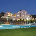 Blue Hills Villas By Estia